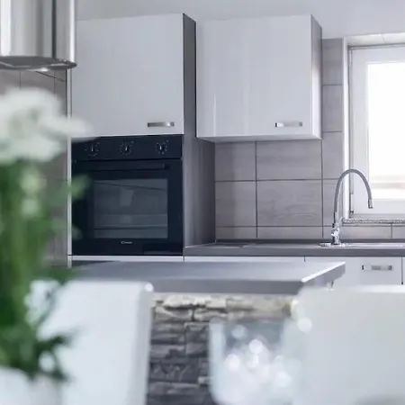 2022 Apartment